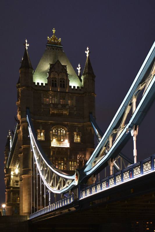 Februar: `Tower Bridge`af Allan Juul